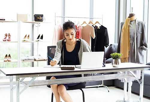 7 Critical Factors That Drive Your Ecommerce Website Design Cost Up (and How to Manage Them) 7 Critical Factors That Drive Your Ecommerce Website Design Cost Up (and How to Manage Them)